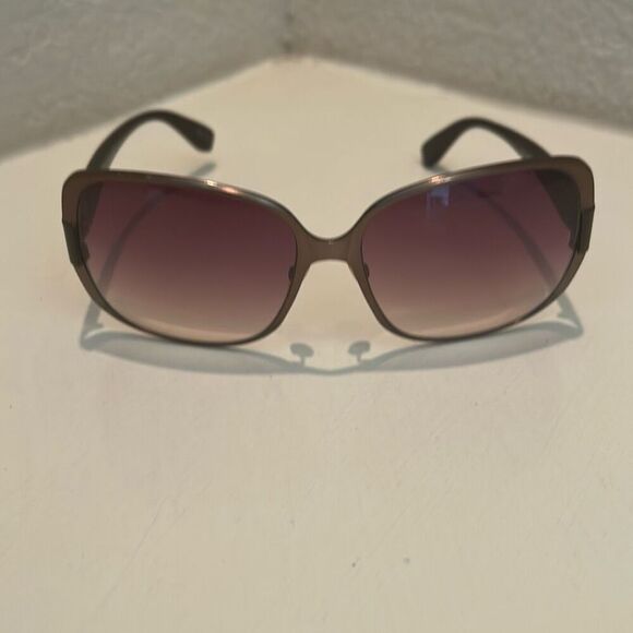 Marc By Marc Jacobs Women's Oversized Round Sunglasses Brown Metallic MMJ 082/S - Picture 1 of 9
